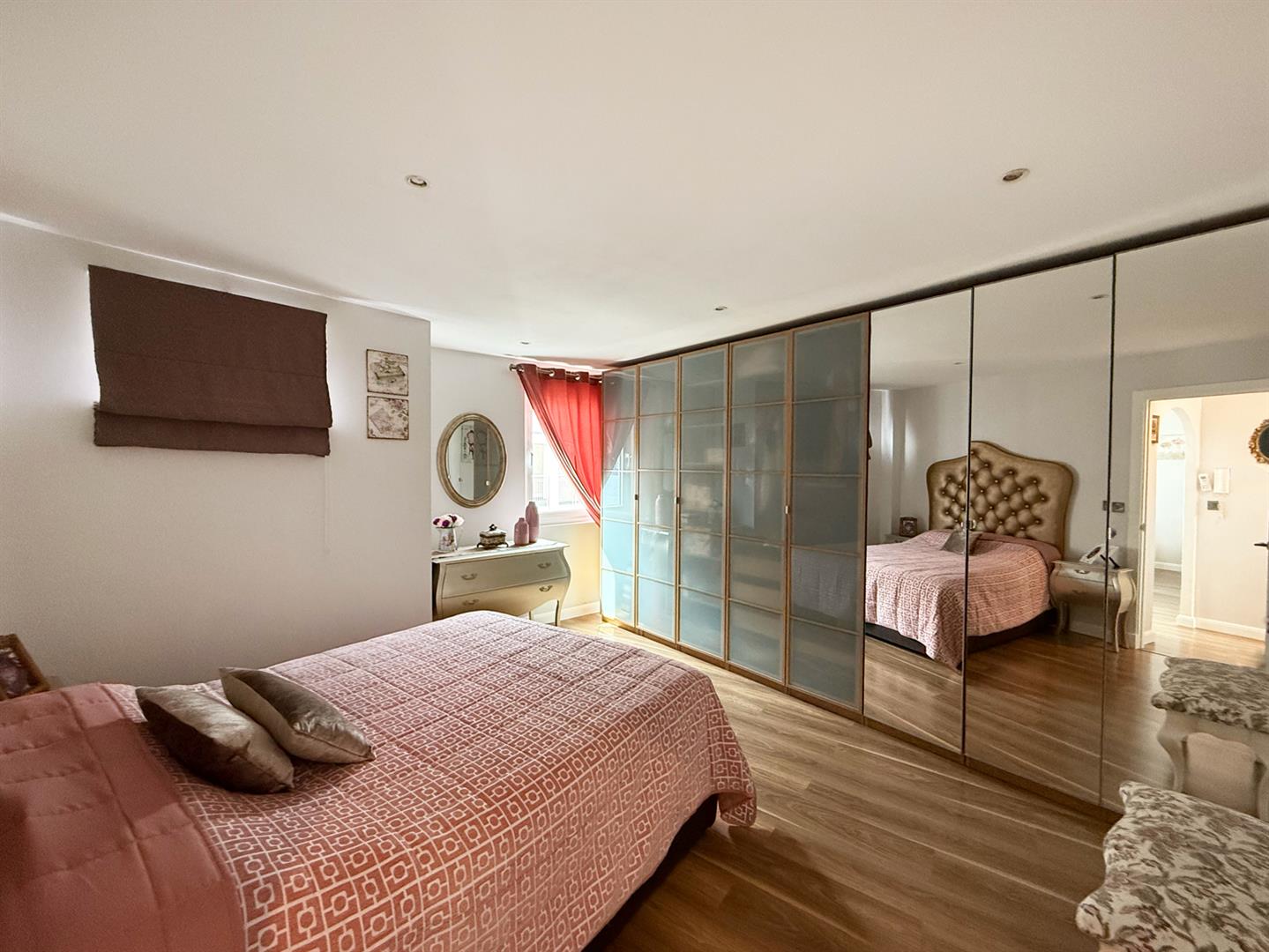 Image of Apartment - 2 Bedrooms - 1 Bathrooms for Sale in Cumberland Terraces-Gibraltar, Image 11